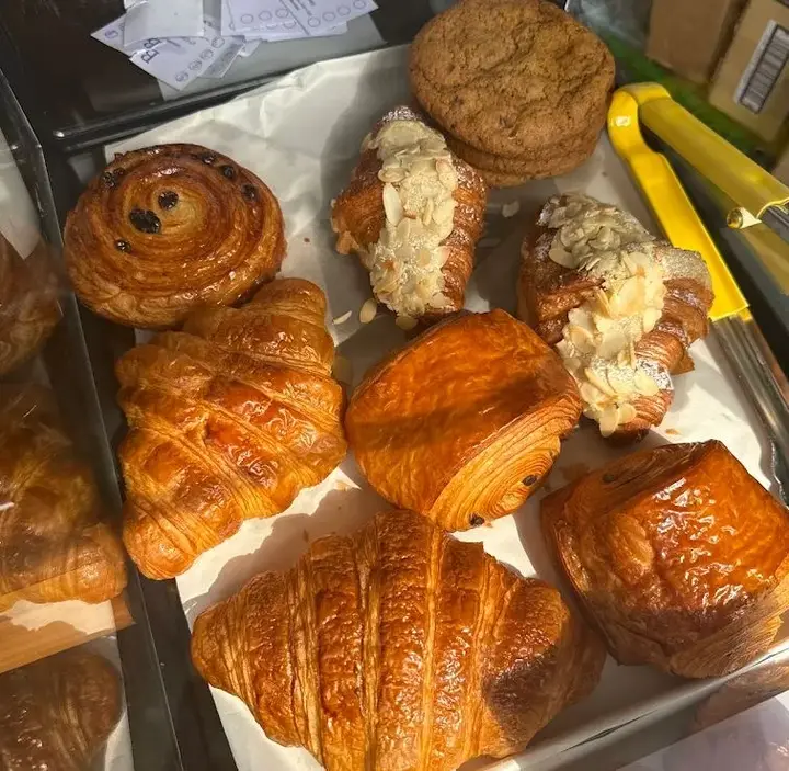 £2 Pastry