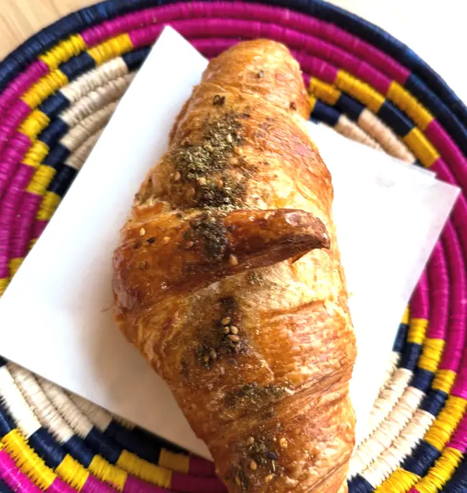 £5 Drink and Croissant Deal