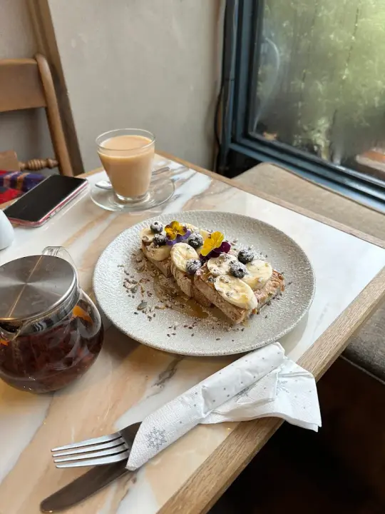 Bring a Friend & Get Their Brunch Free