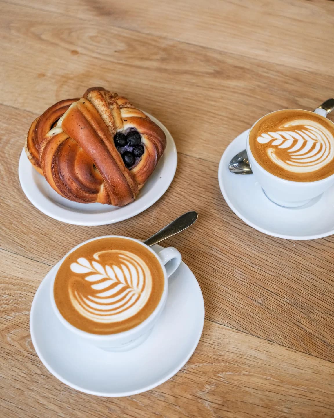 £5 Coffee & Bun Deal
